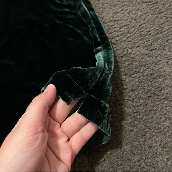 Eileen Fisher Bateau Neck Emerald Green Velvet Short Sleeve Top NWT - Picture 6 of 7